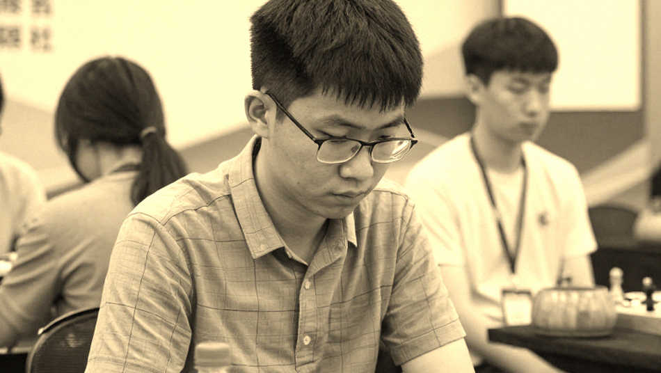 Đọc ChessBase Magazine số 225: Khi tên tuổi lớn che khuất nội dung thật